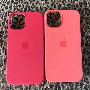 2 iPhone 12 pro Apple silicone cases